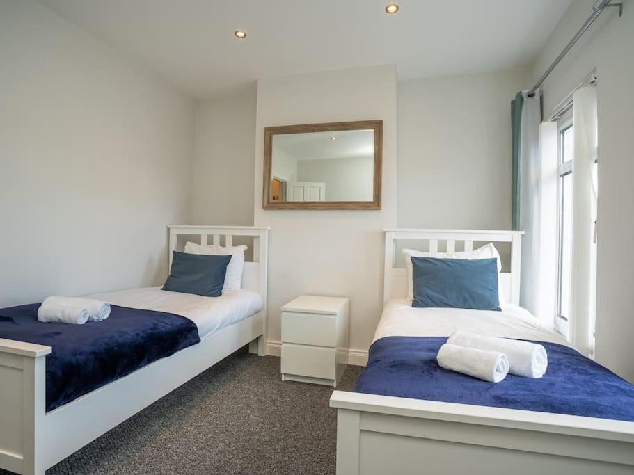 Cozy Townhouse, Walking Distance To Belfast City 外观 照片